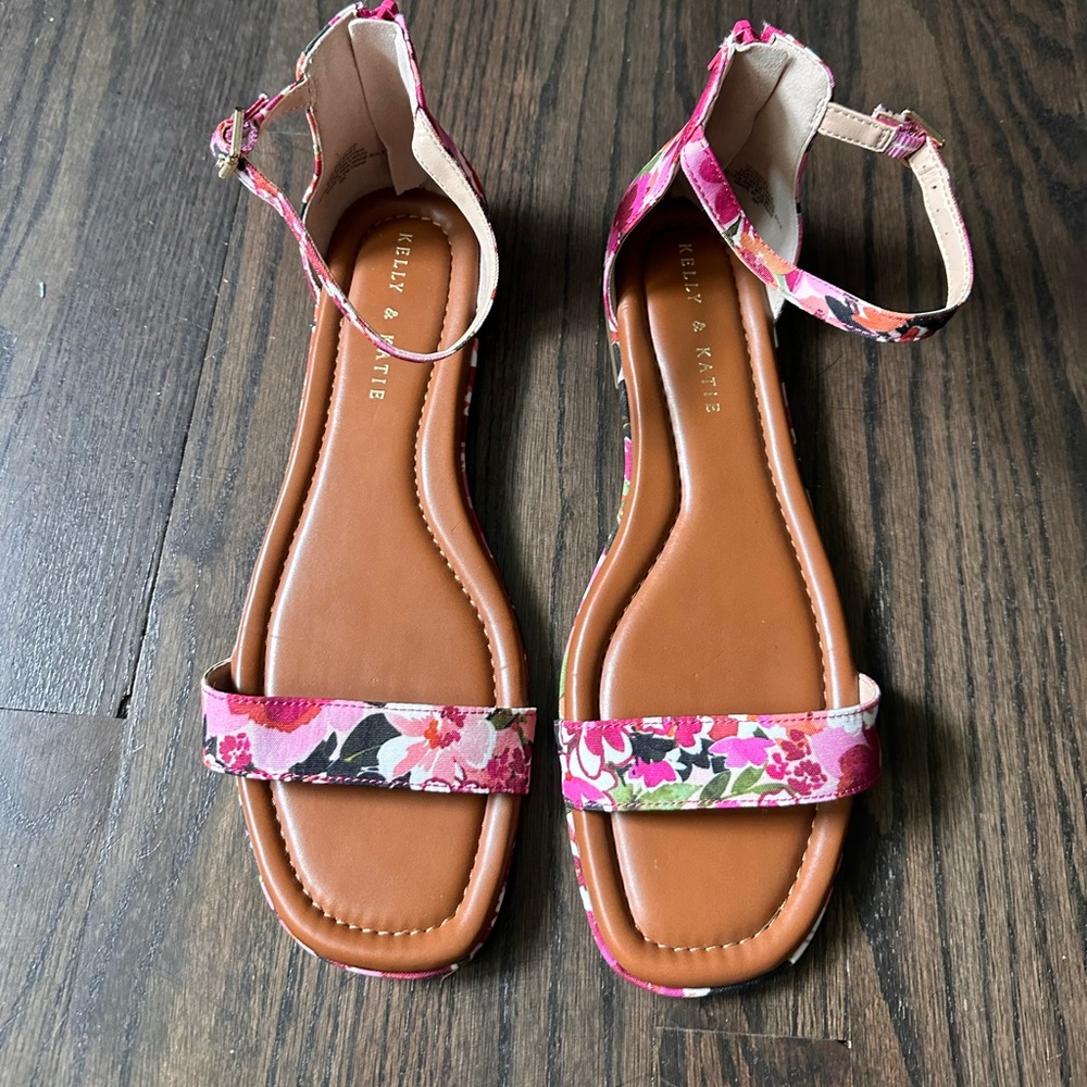 Kelly & Katie Floral Sandals